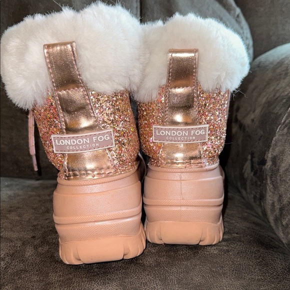 London Fog Sparkly Pink Winter Boots with Faux Fur Lining - Picture 2 of 9